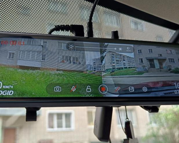 Обзор видеорегистратора-зеркало Roadgid Blick 3 с Wi-Fi, GPS, ультра ночной съемкой, FHD камерой заднего вида и сенсорным дисплеем